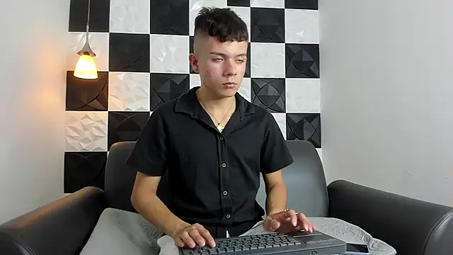 AndyFame1 online show from 09.22.25