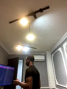 Snapshot of CharlesBrown_ chatting on 12.17.25 CharlesBrown online show from 12.17.25