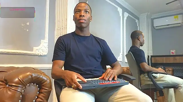 Snapshot of CharlesBrown_ chatting on 12.22.25 CharlesBrown online show from 12.22.25