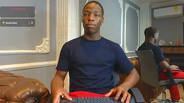 Snapshot of CharlesBrown_ chatting on 01.07.26 CharlesBrown online show from 01.07.26