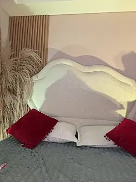 Snapshot of Valeria_carter chatting on 02.27.26 Valeria carter online show from 02.27.26