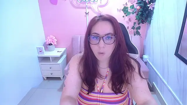 Snapshot of bellatrix_ch chatting on 06.20.26 bellatrix ch online show from 06.20.26