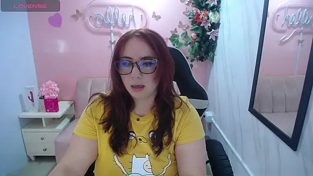 Snapshot of bellatrix_ch chatting on 07.28.26 bellatrix ch online show from 07.28.26