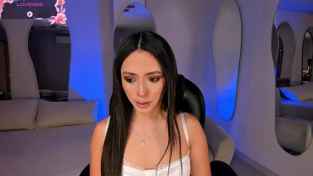 IsabellaMoreau online show from 08.02.26