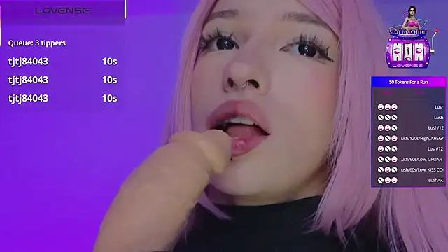 Snapshot of Moonlightt_21 chatting on 11.09.25 Moonlightt 21 online show from 11.09.25