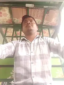 Snapshot of CatchingBouquet chatting on 03.24.26 CatchingBouquet online show from 03.24.26