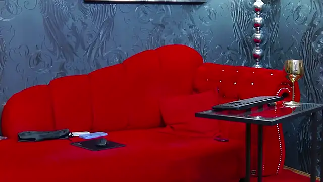 MistressWanda online show from 04.21.26