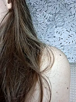 Olivia OliV online show from 04.21.26