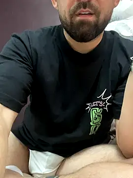 Snapshot of Shots_of_sperm chatting on 09.13.25 Shots of sperm online show from 09.13.25