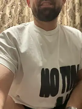 Snapshot of Shots_of_sperm chatting on 10.07.25 Shots of sperm online show from 10.07.25