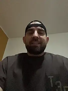 Snapshot of Shots_of_sperm chatting on 10.23.25 Shots of sperm online show from 10.23.25