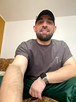 Snapshot of Shots_of_sperm chatting on 10.25.25 Shots of sperm online show from 10.25.25