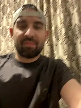 Snapshot of Shots_of_sperm chatting on 11.26.25 Shots of sperm online show from 11.26.25