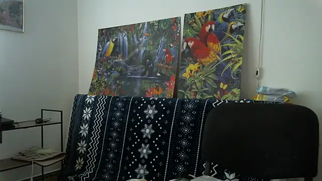 Snapshot of sweetdolly20 chatting on 11.21.25 sweetdolly20 online show from 11.21.25