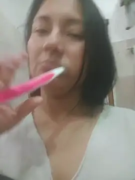 Snapshot of mafe_velezzz chatting on 12.02.25 mafe velezzz online show from 12.02.25