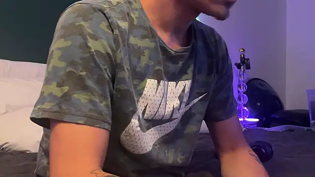 Snapshot of cough2getoff chatting on 10.19.25 cough2getoff online show from 10.19.25