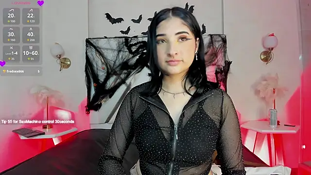 Snapshot of KattEngel chatting on 10.04.25 KattEngel online show from 10.04.25