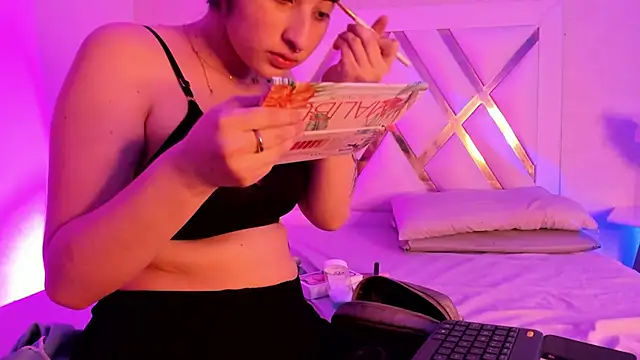 Snapshot of KattEngel chatting on 11.14.25 KattEngel online show from 11.14.25