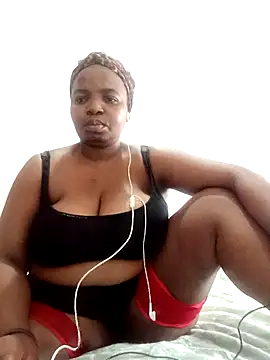 ShySexyBaddiexx online show from 10.14.25