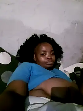 ShySexyBaddiexx online show from 04.07.26