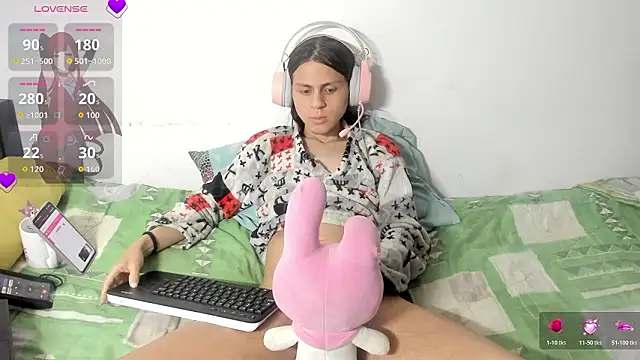 Petite-Goth online show from 02.04.26