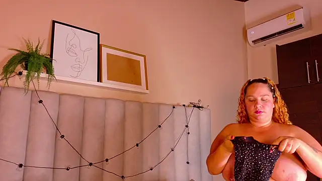 JenaCooper  online show from 01.17.26