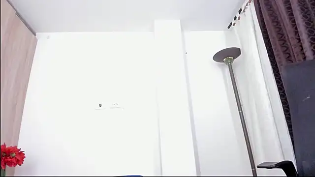 miaroberts69 online show from 06.05.26