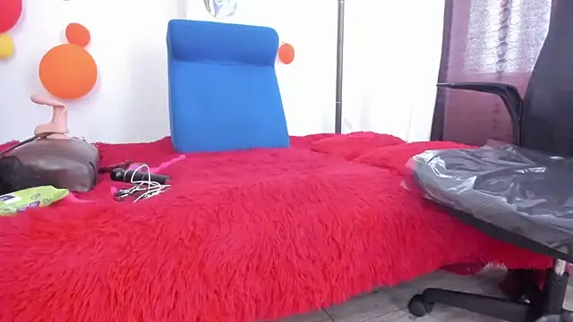 miaroberts69 online show from 07.13.26