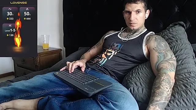 Snapshot of Shane_Clay chatting on 01.07.26 Shane Clay online show from 01.07.26