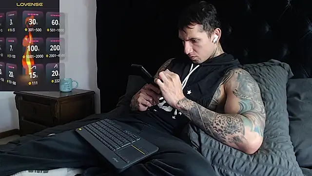 Snapshot of Shane_Clay chatting on 01.13.26 Shane Clay online show from 01.13.26