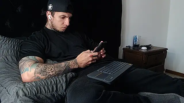 Snapshot of Shane_Clay chatting on 02.15.26 Shane Clay online show from 02.15.26