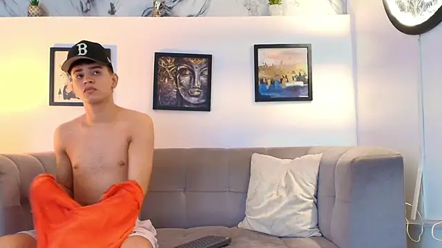 TWINKS FRIENDS online show from 04.12.26