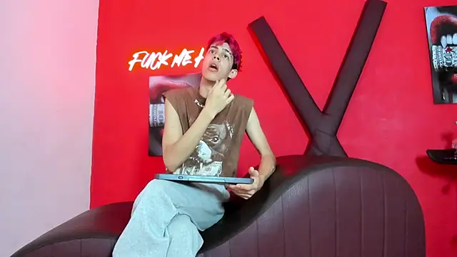TWINKS FRIENDS online show from 06.22.26