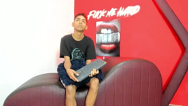 TWINKS FRIENDS online show from 06.23.26