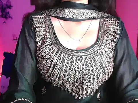 Snapshot of Samikshaa chatting on 11.03.25 Samikshaa online show from 11.03.25