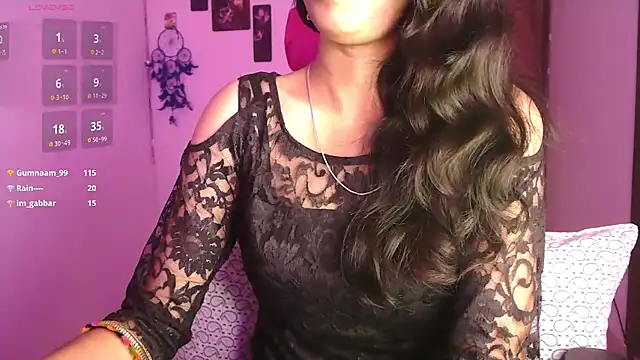 Snapshot of Samikshaa chatting on 11.22.25 Samikshaa online show from 11.22.25