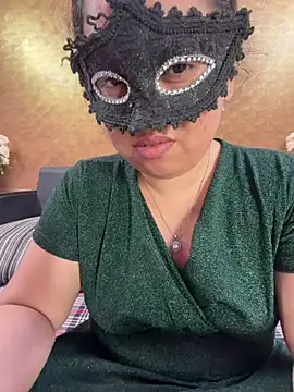 Iampriyaaa15 online show from 05.01.26