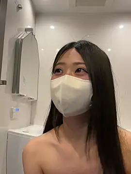 Snapshot of OSUSHI-CHAN chatting on 03.26.26 OSUSHI-CHAN online show from 03.26.26