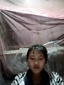 Snapshot of memeto_sexy chatting on 10.07.25 memeto sexy online show from 10.07.25