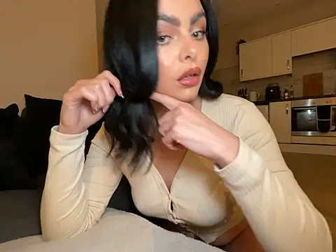 FrancescaXO online show from 04.13.26