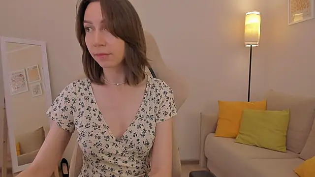 GoodGlamorGirl online show from 06.25.26