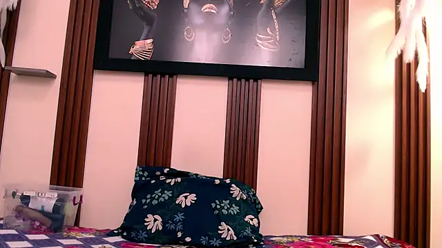 kimberly18cute online show from 04.28.26