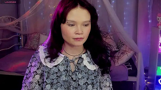 EmilyChaves online show from 04.29.26