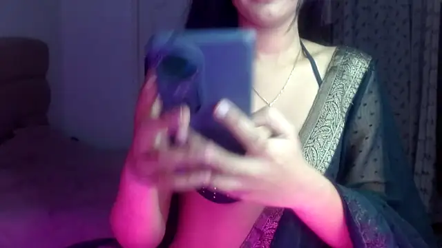 Snapshot of Mini_Meera chatting on 11.10.25 Mini Meera online show from 11.10.25