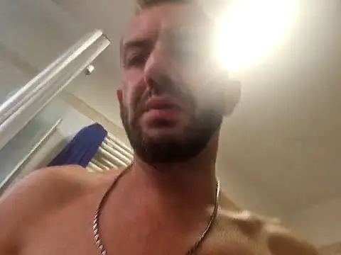 Snapshot of Anere84s chatting on 09.10.25 Anere84s online show from 09.10.25