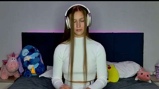 MissEmilyMiller online show from 10.02.25