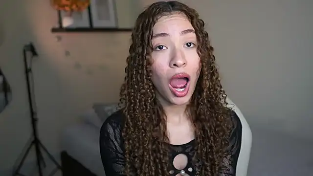 isabella-garcia- online show from 02.24.26