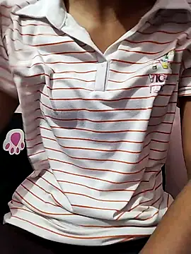 Snapshot of Sx-Maniya chatting on 11.16.25 Sx-Maniya online show from 11.16.25