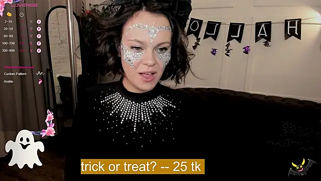 Snapshot of KiraEnergy chatting on 10.31.25 KiraEnergy online show from 10.31.25