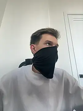 Snapshot of AyatoriKamado chatting on 09.27.25 AyatoriKamado online show from 09.27.25